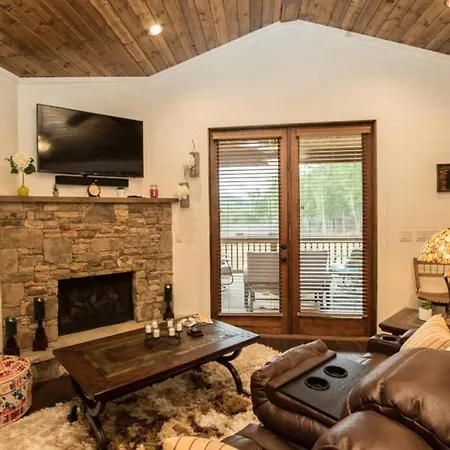 New Forest Cottage W/Grill & Deck:Hike, Fish, Golf